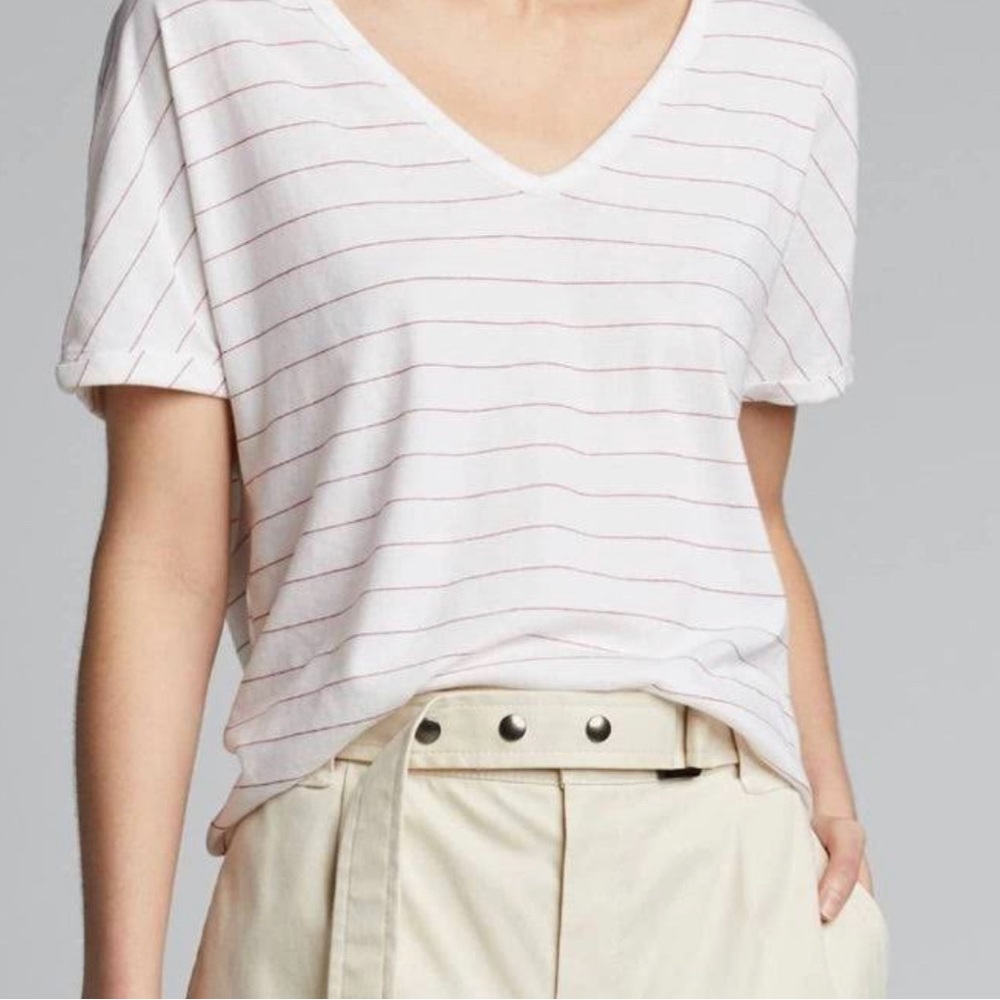Frank & Eileen Tee Lab - Great tee!